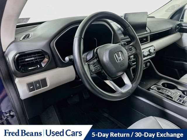 Used 2024 Honda Pilot Touring image 12