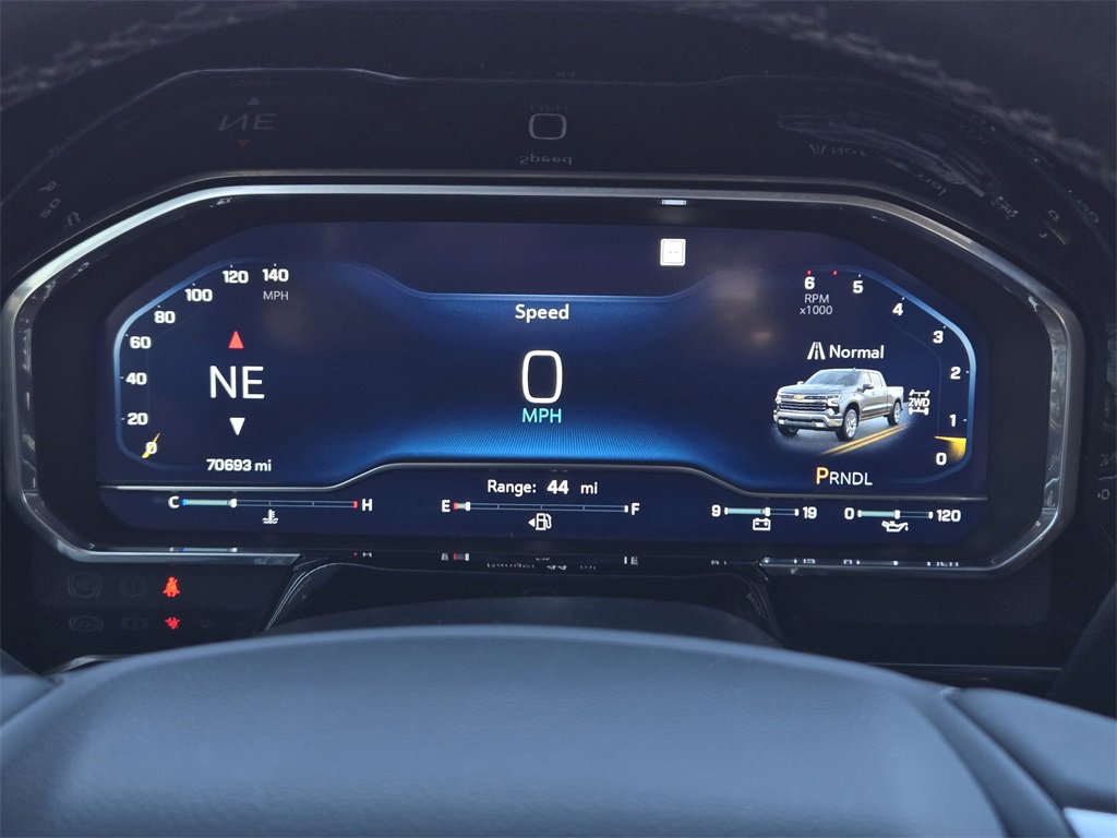 Used 2022 Chevrolet Silverado 1500 RST image 11