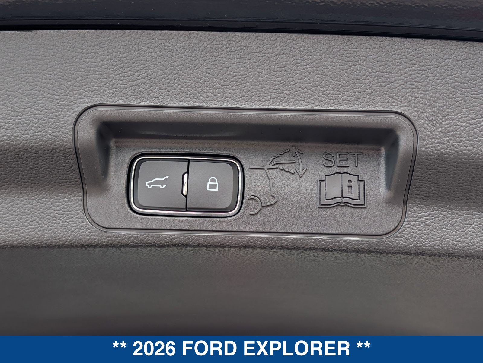 New 2026 Ford Explorer Active w/ Active Comfort Package RWD image 16