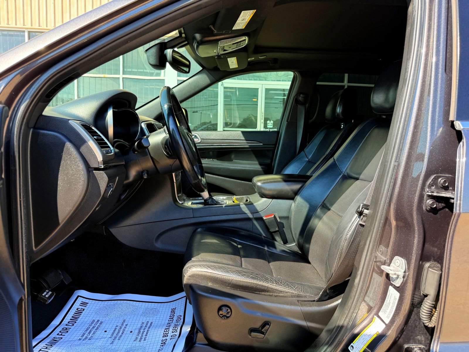 Used 2018 Jeep Grand Cherokee Limited w/ Luxury Group II image 21