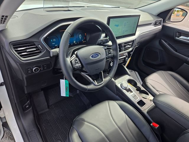 Used 2025 Ford Escape SE w/ PHEV Premium Package FWD image 9