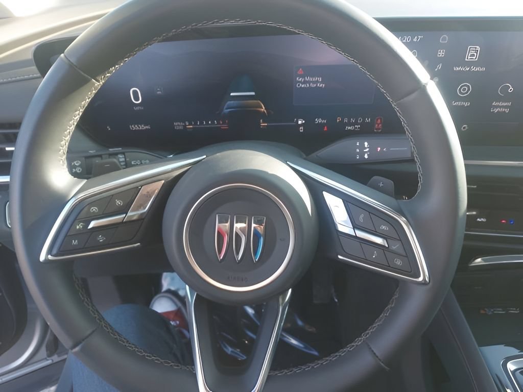 Used 2025 Buick Envision Preferred AWD/4WD image 18