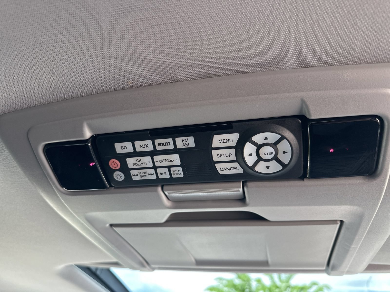 Used 2018 Honda Pilot Touring image 37