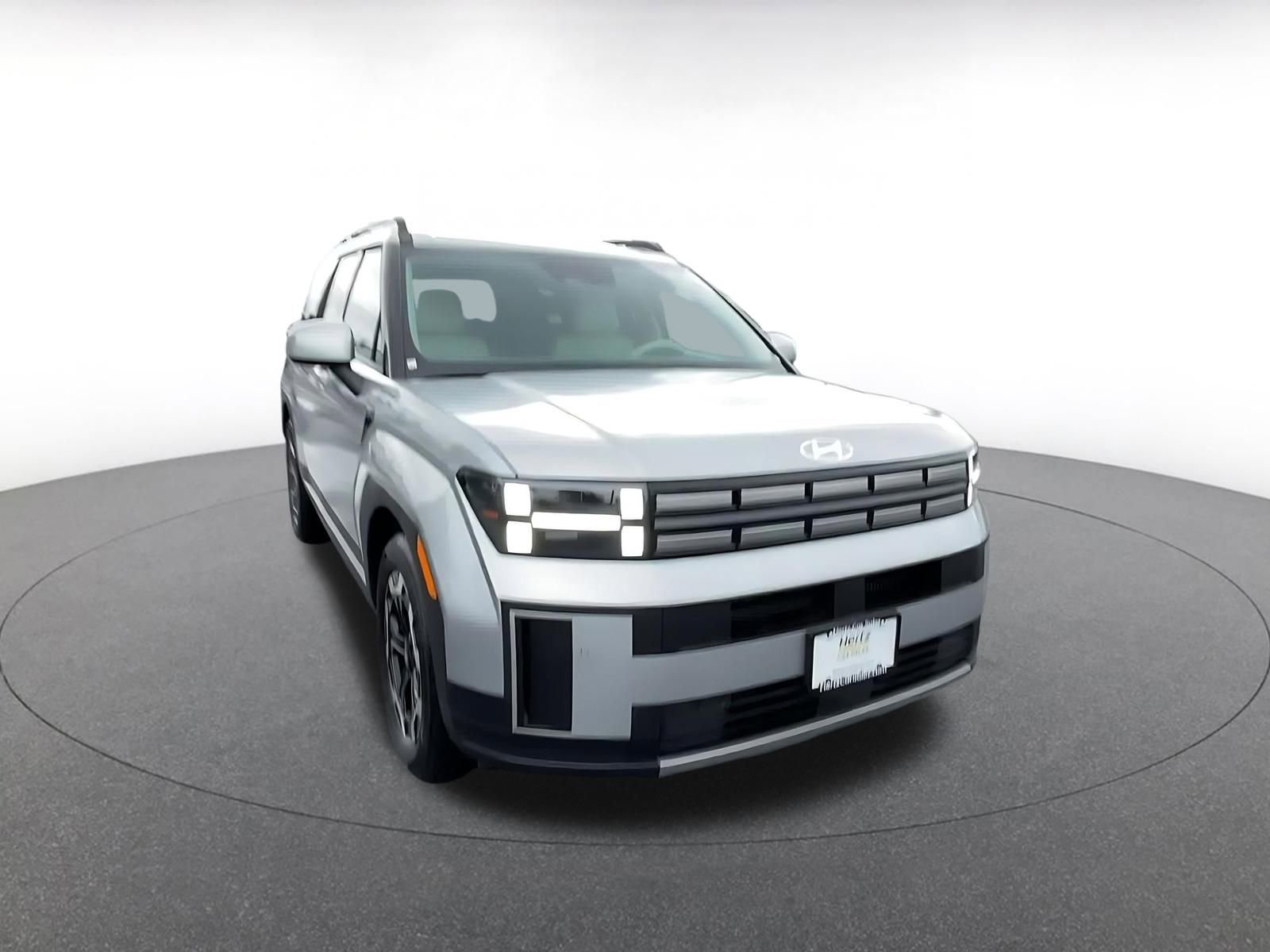 Used 2025 Hyundai Santa Fe SEL image 3