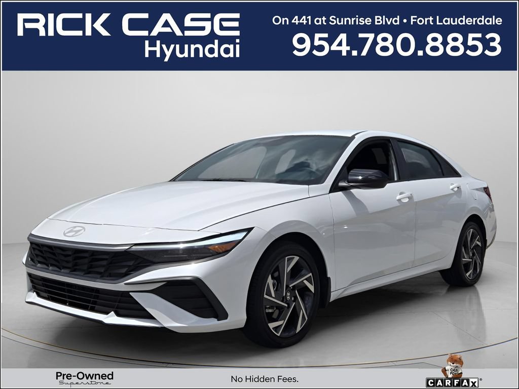 Certified 2025 Hyundai Elantra SEL w/ Cargo Package