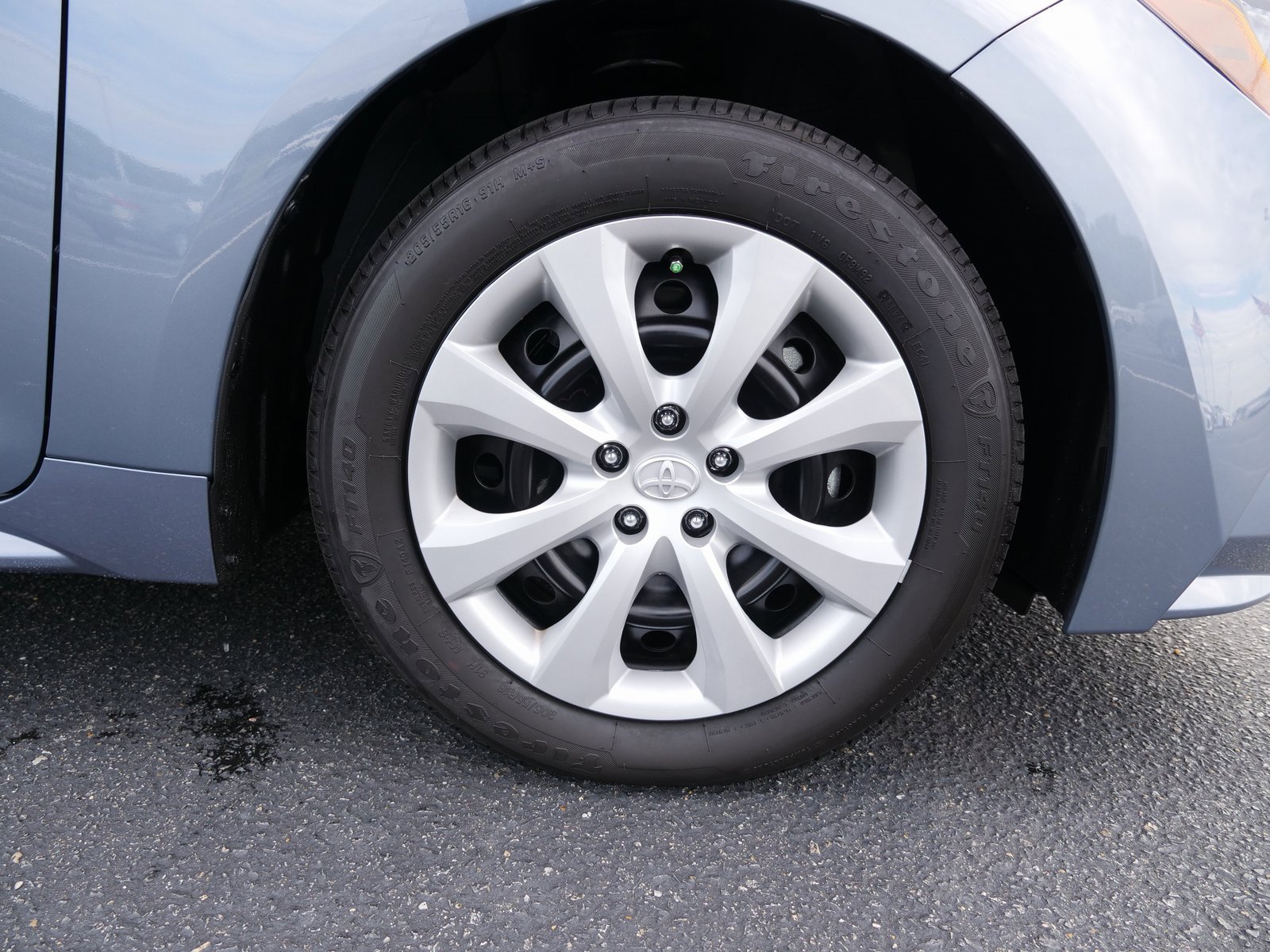 Used 2025 Toyota Corolla LE image 11