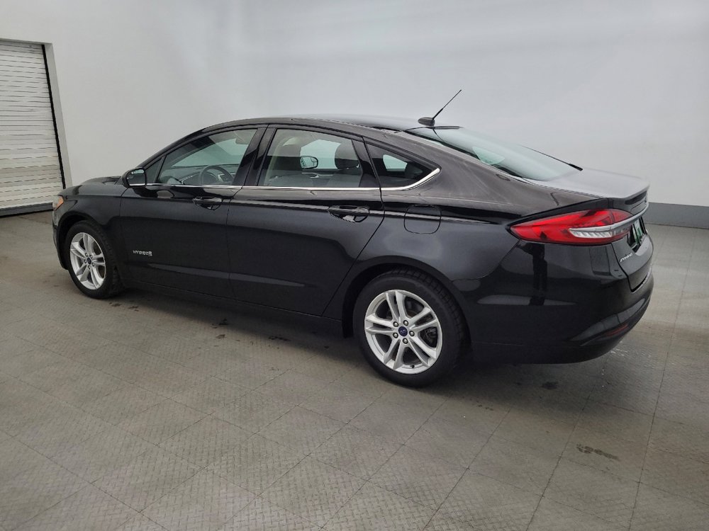 Used 2018 Ford Fusion S image 3