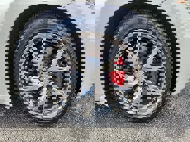 Used 2014 Nissan 370Z Touring w/ Sport Package image 12