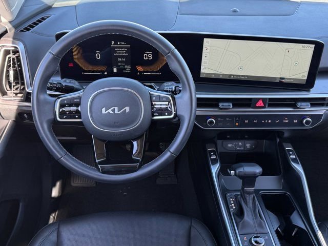 Used 2025 Kia Sorento EX image 12