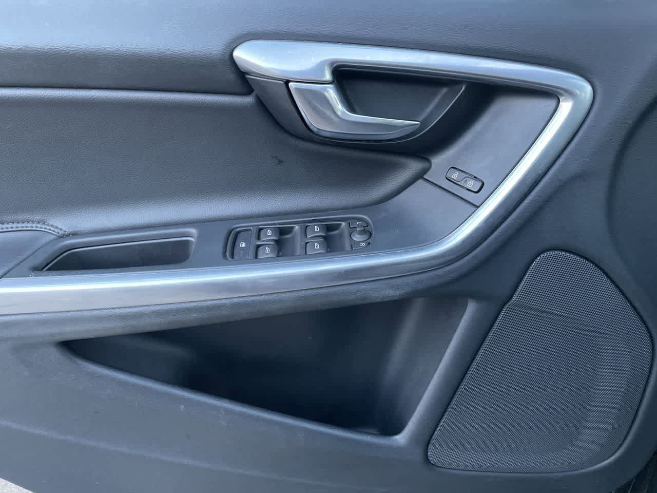 Used 2016 Volvo S60 T5 Premier image 30