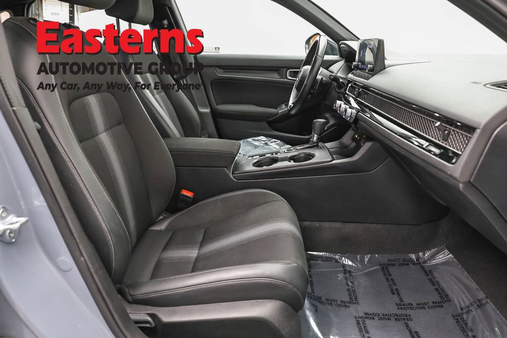 Used 2023 Honda Civic Sport image 23