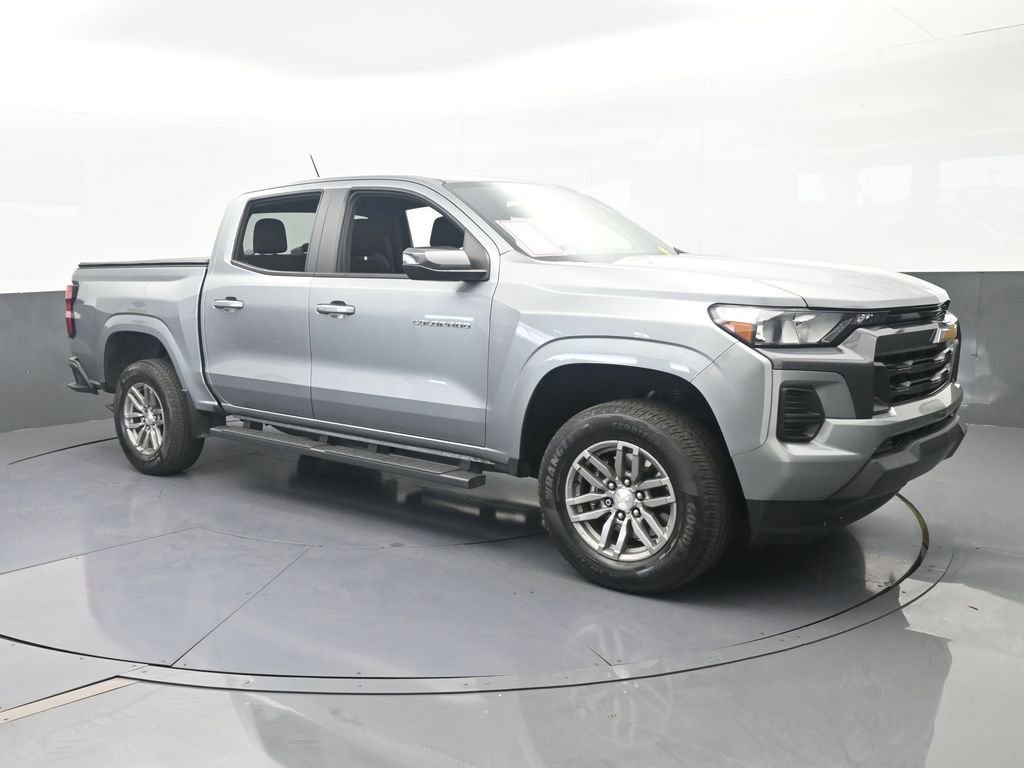 Used 2023 Chevrolet Colorado LT RWD image 8