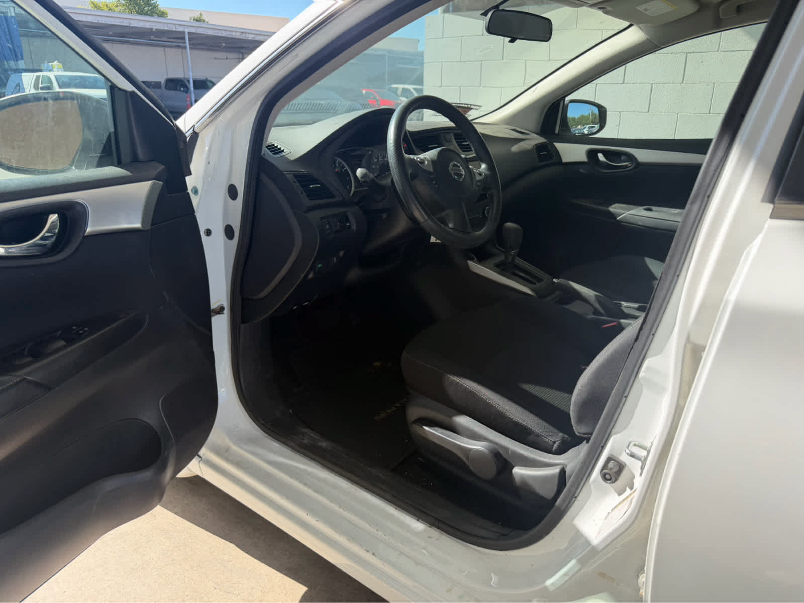 Used 2019 Nissan Sentra S FWD image 5