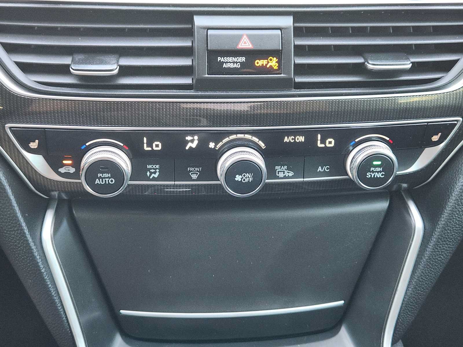 Used 2018 Honda Accord Sport image 18