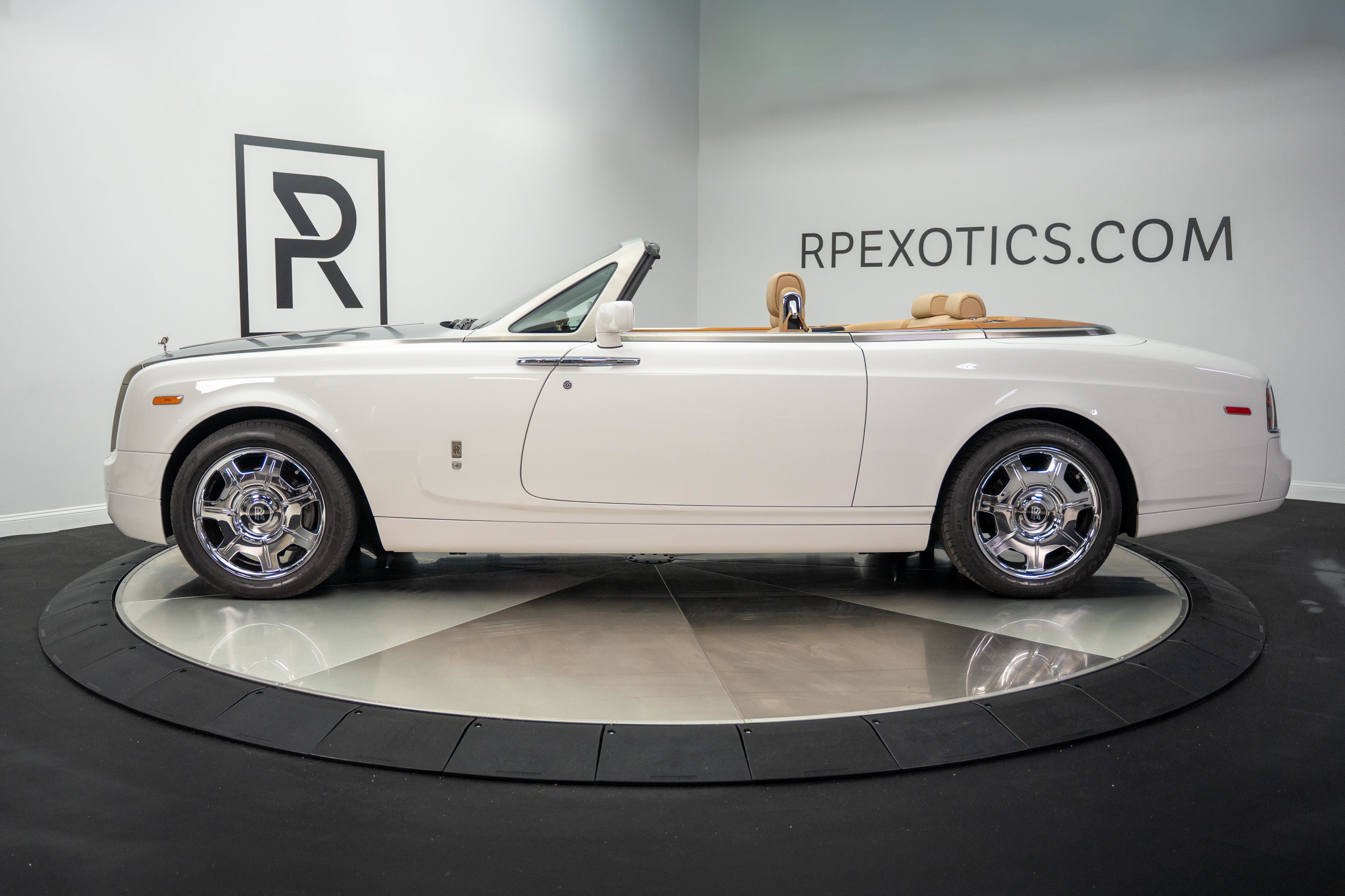 Used 2009 Rolls-Royce Phantom Drophead Coupe RWD image 10