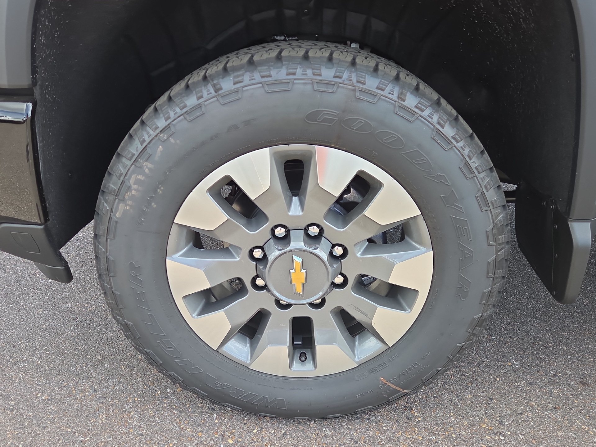 New 2026 Chevrolet Silverado 2500 Custom w/ Custom Convenience Package AWD/4WD image 9