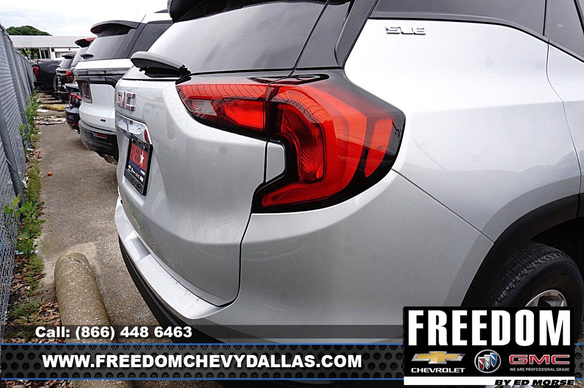 Used 2021 GMC Terrain SLE FWD image 10