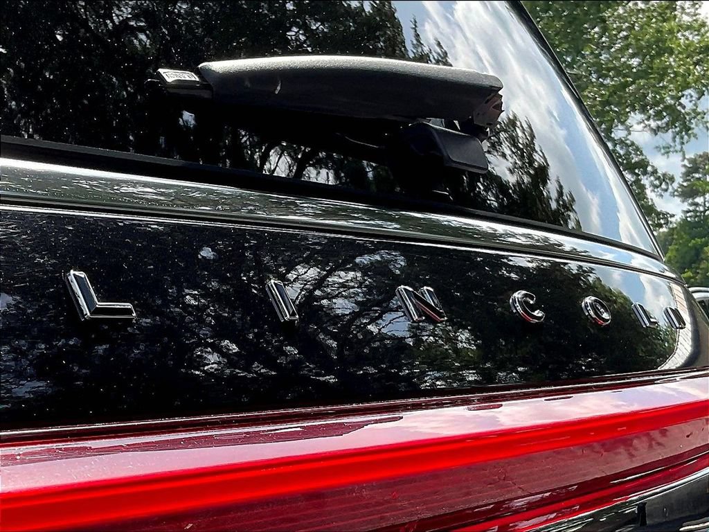 Used 2022 Lincoln Navigator Black Label AWD/4WD image 24