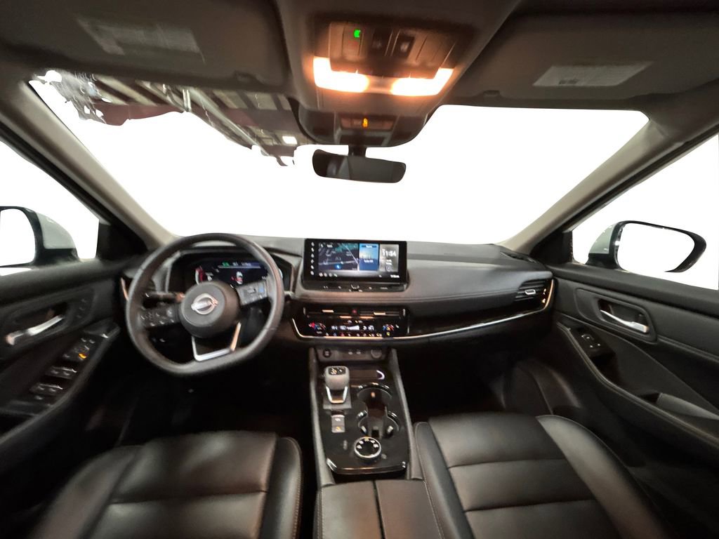 Used 2024 Nissan Rogue SL w/ SL Premium Package image 17