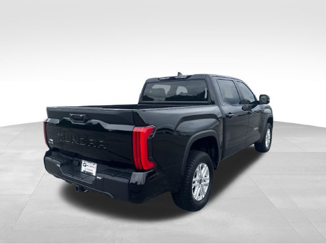 Used 2023 Toyota Tundra SR5 w/ SR5 Premium Package AWD/4WD image 5