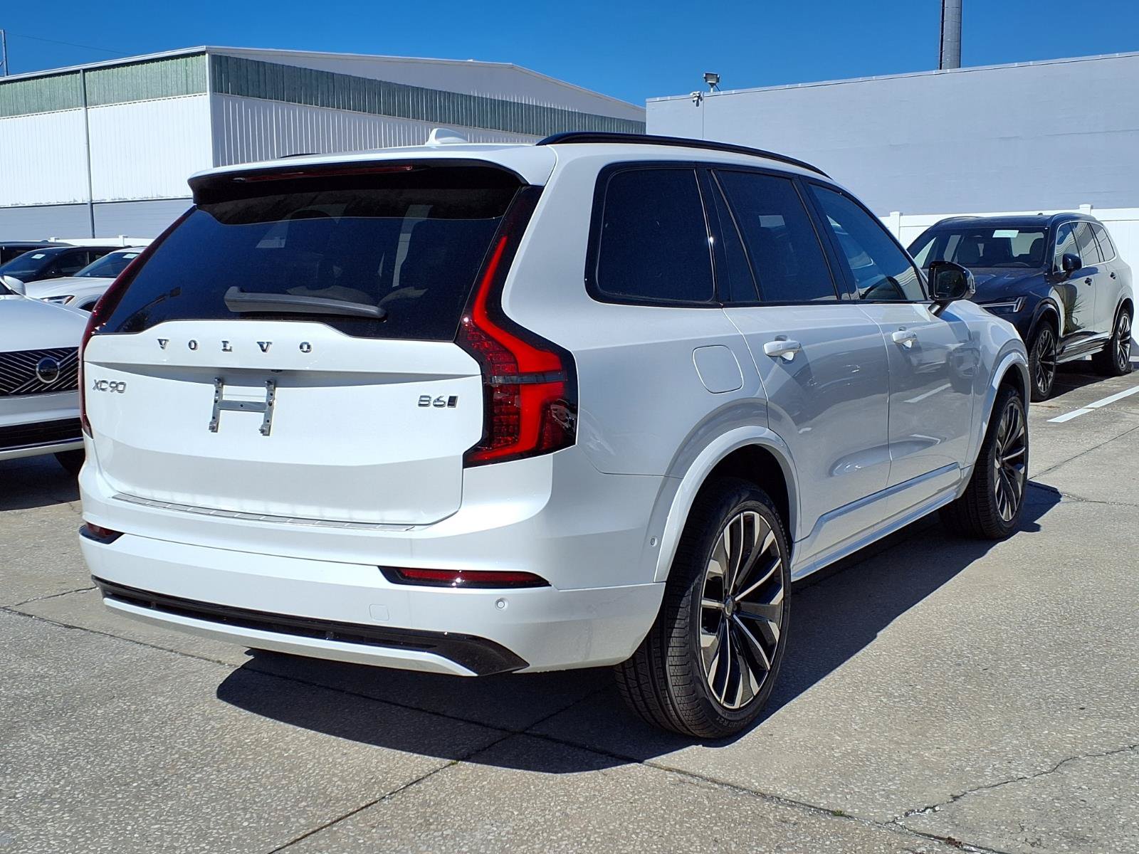 New 2026 Volvo XC90 B6 Ultra w/ Protection Package Premier AWD/4WD image 7