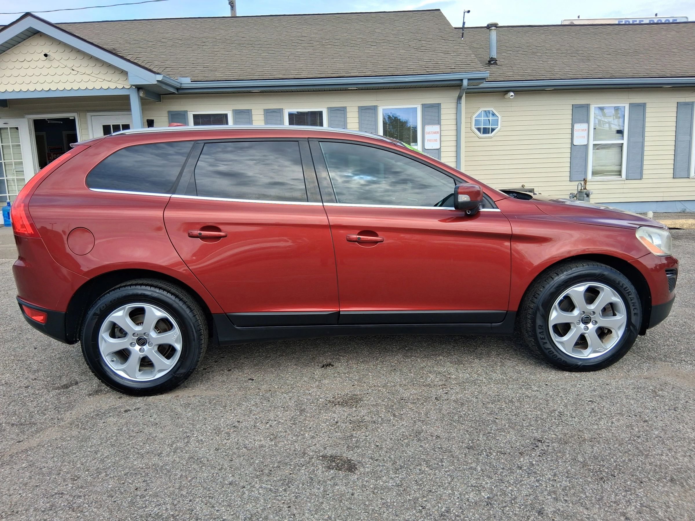 Used 2011 Volvo XC60 3.2 AWD/4WD image 10