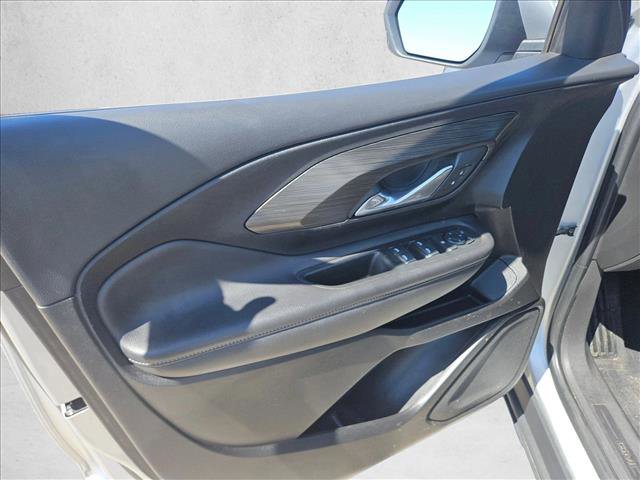 Used 2022 GMC Terrain SLE w/ Driver Convenience Package FWD image 13