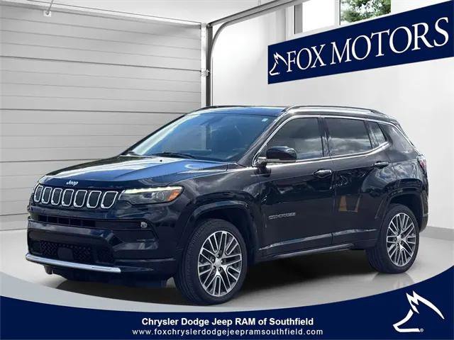 Certified 2022 Jeep Compass Limited w/ Elite Group image 1