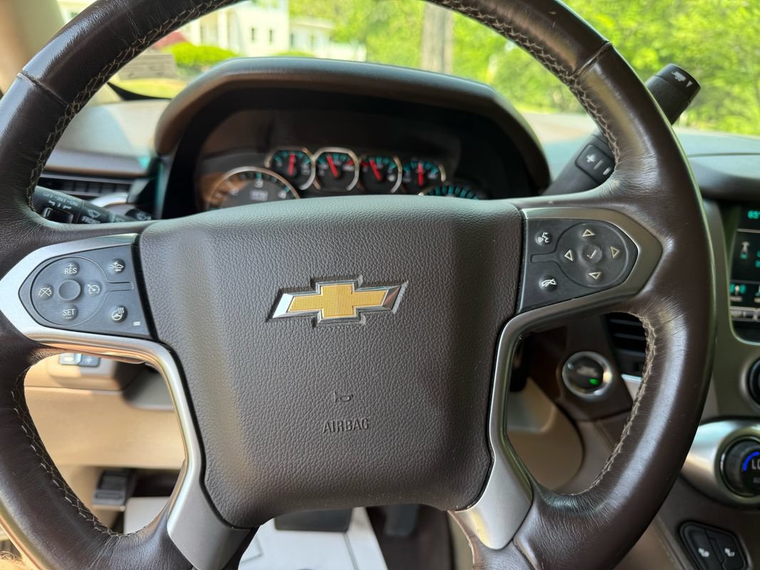 Used 2016 Chevrolet Suburban LT AWD/4WD image 19