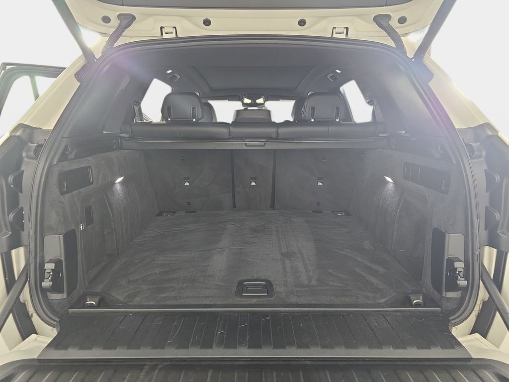 Certified 2024 BMW X5 xDrive40i w/ Premium Package image 12