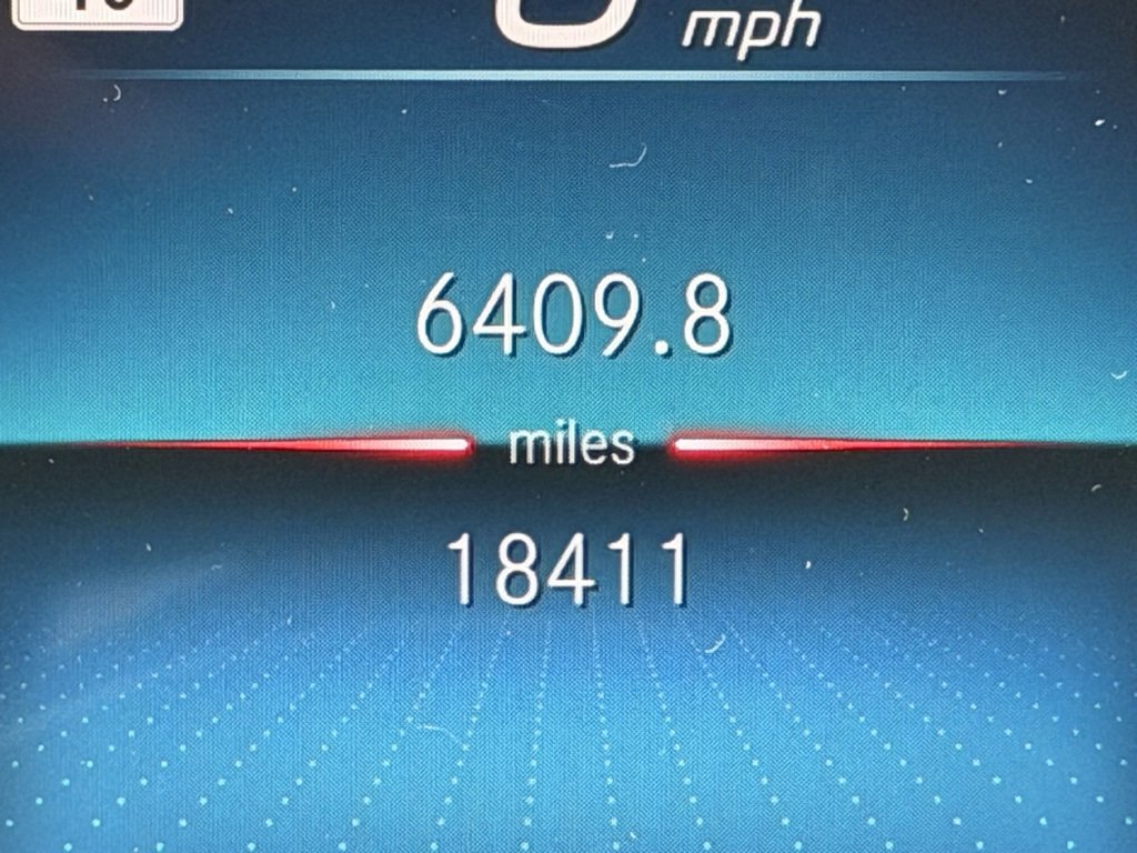 Used 2023 Mercedes-Benz GLB 250 4MATIC image 18