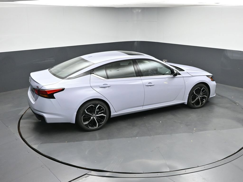 New 2025 Nissan Altima 2.5 SR image 36