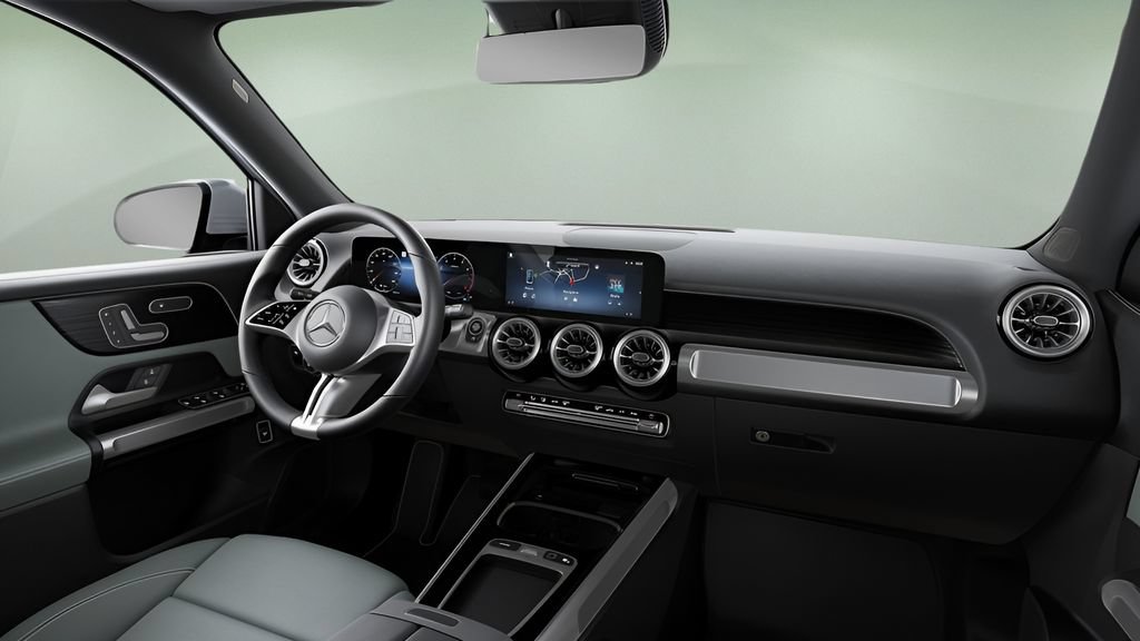 Used 2026 Mercedes-Benz GLB 250 image 41