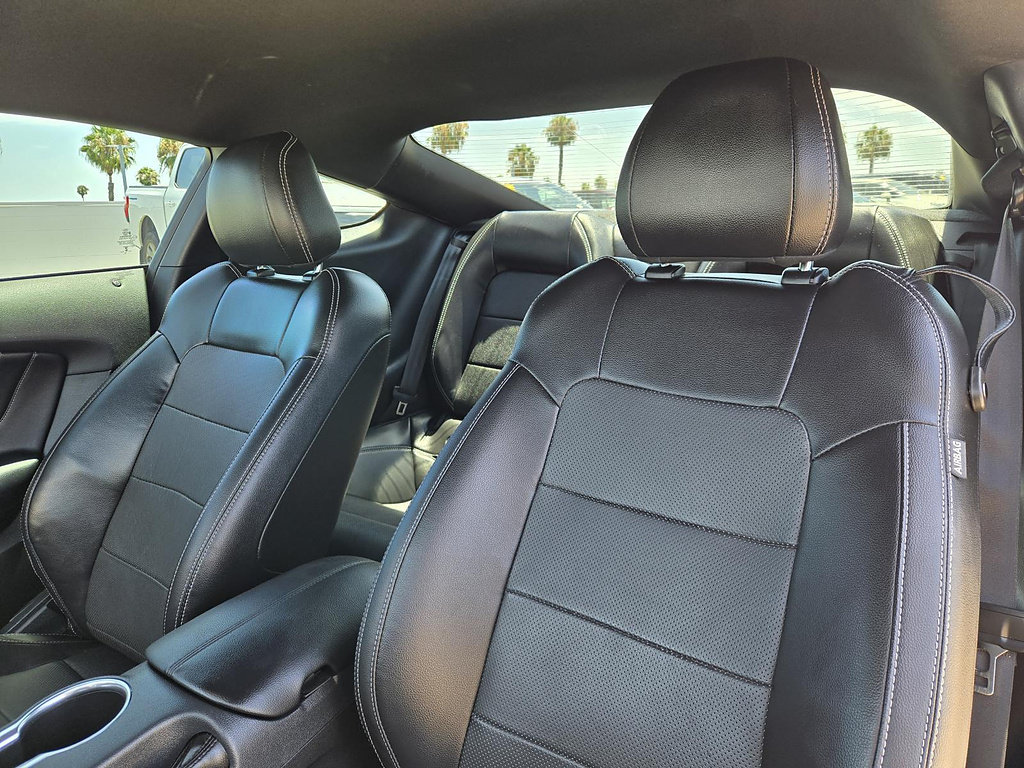 Used 2022 Ford Mustang GT Premium w/ Black Accent Package RWD image 21