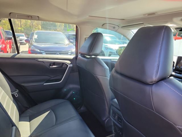 Used 2024 Toyota RAV4 XLE Premium FWD image 30