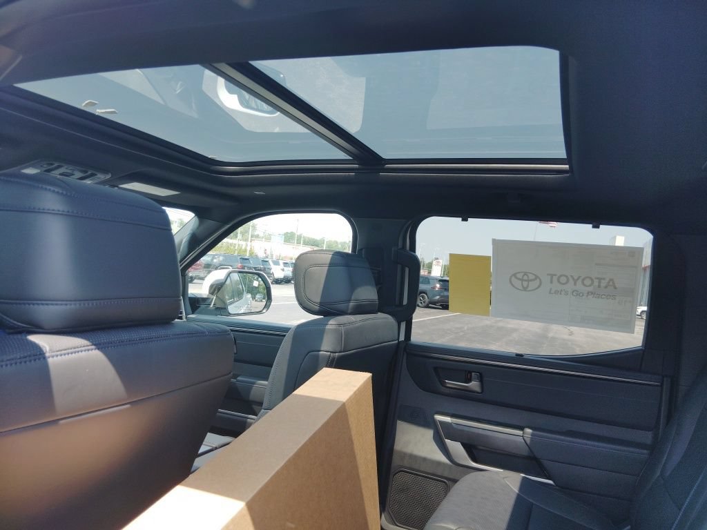 New 2026 Toyota Tundra Platinum AWD/4WD image 9