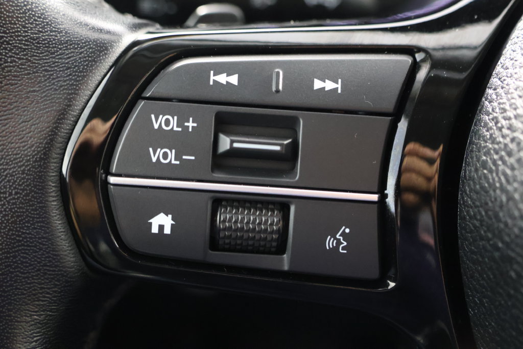 Used 2024 Honda Pilot EX-L image 11