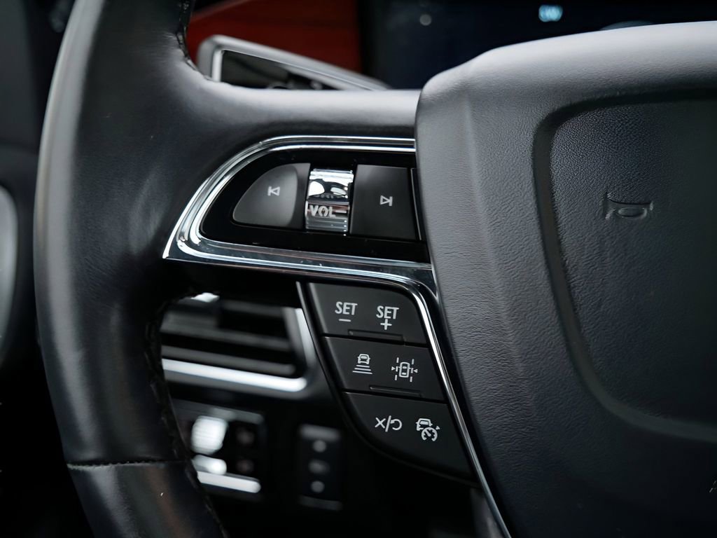 Certified 2023 Lincoln Navigator Reserve AWD/4WD image 19