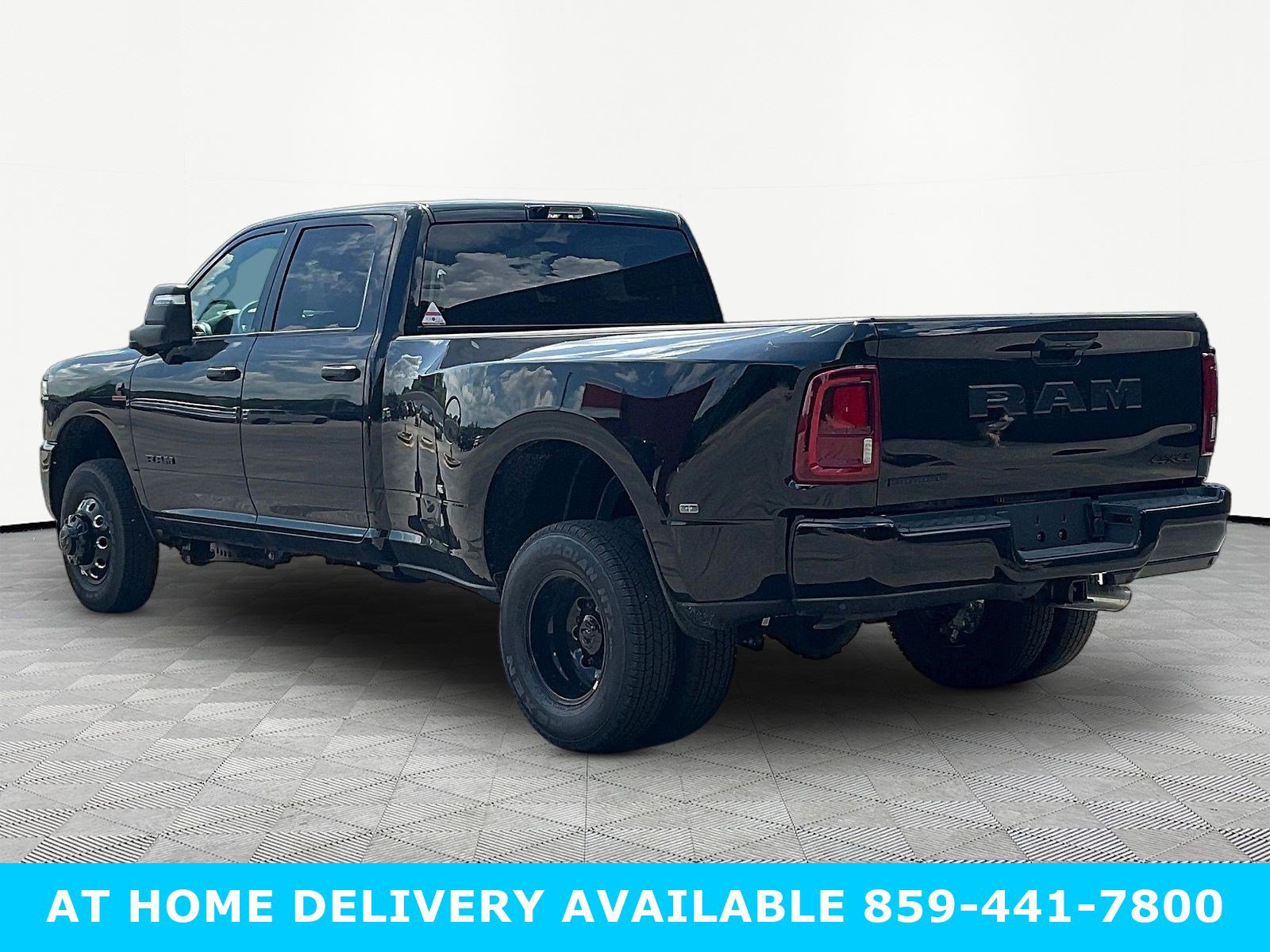 New 2026 RAM 3500 Big Horn AWD/4WD image 4