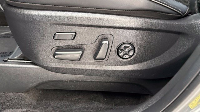 Used 2022 Hyundai Palisade Limited AWD/4WD image 16