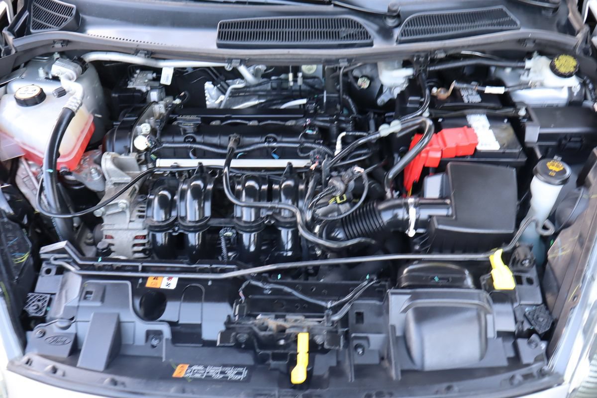 Used 2017 Ford Fiesta SE FWD image 38
