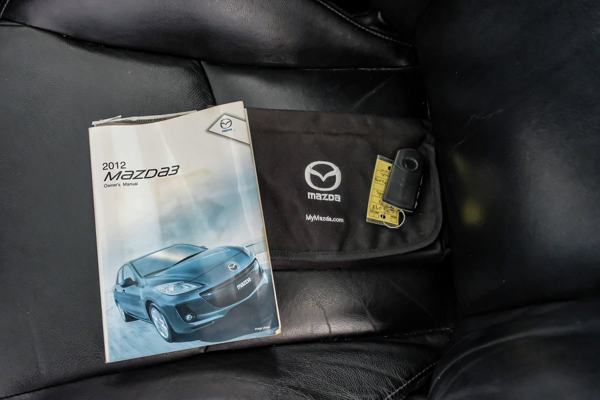 Used 2012 MAZDA MAZDA3 i Grand Touring w/ Tech Pkg FWD image 61