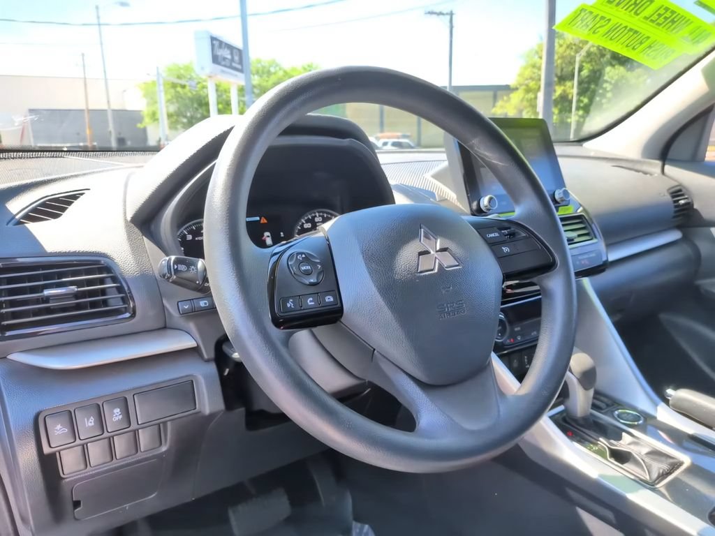 Used 2023 Mitsubishi Eclipse Cross LE AWD/4WD image 29