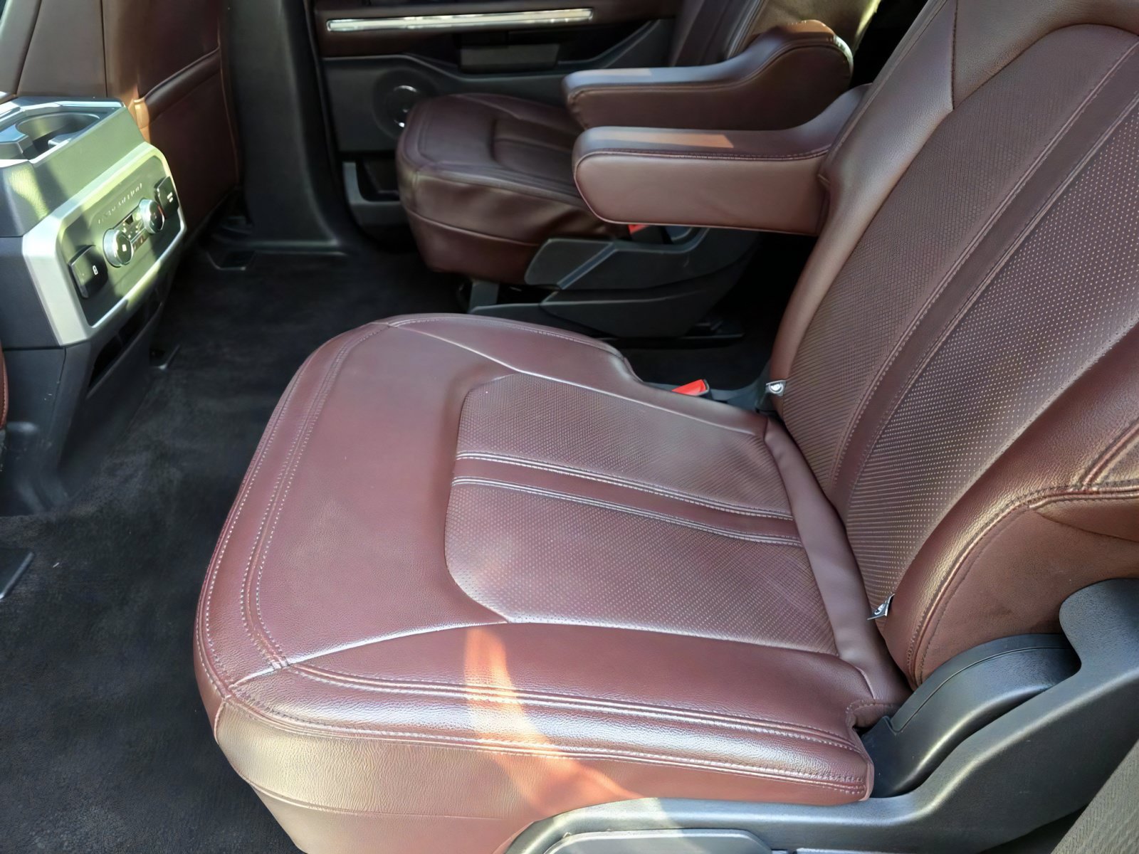 Used 2023 Ford Expedition Limited RWD image 19