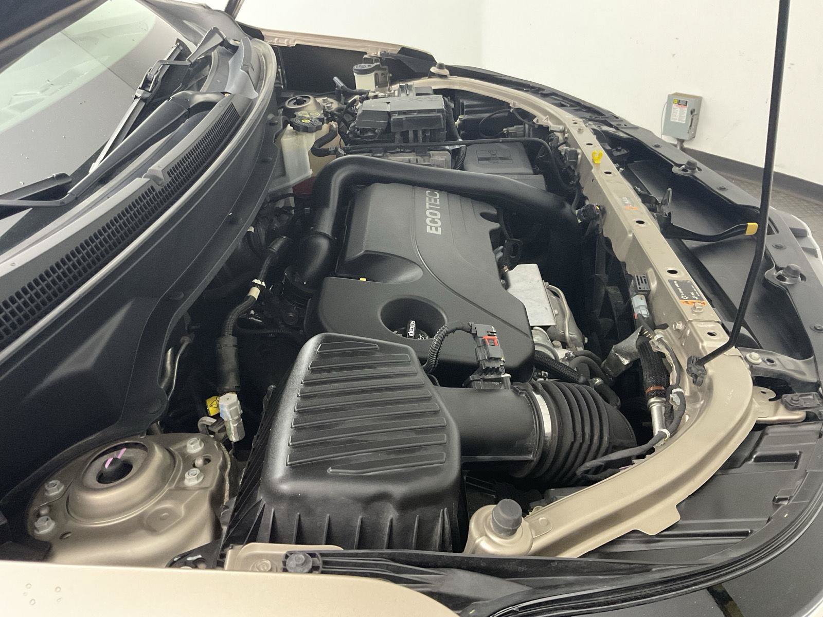Used 2018 Chevrolet Equinox LT AWD/4WD image 20