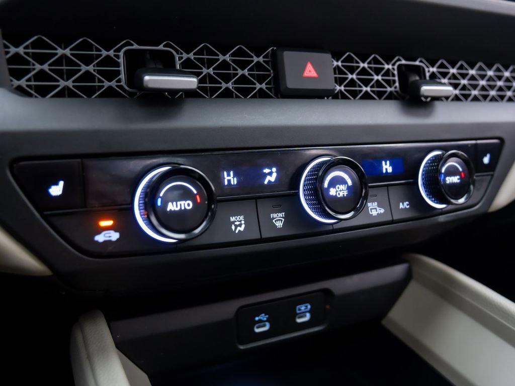 Used 2023 Honda Accord EX image 25