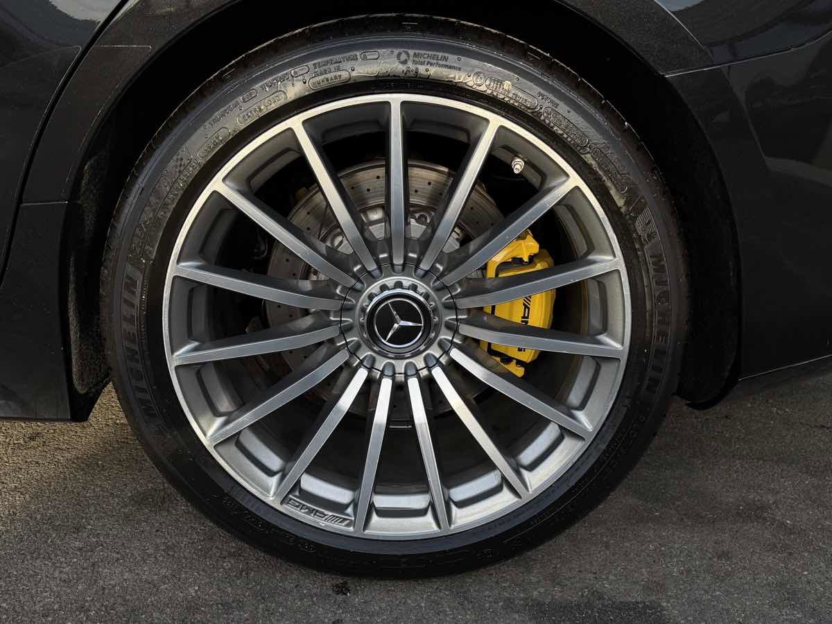 Used 2019 Mercedes-Benz AMG GT 63 image 9