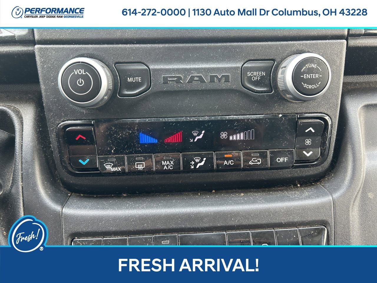 Used 2024 RAM ProMaster 2500 w/ Convenience Group FWD image 20