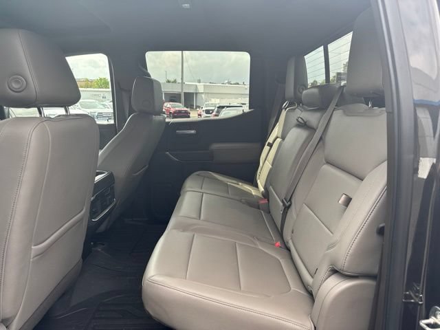 Used 2019 GMC Sierra 1500 SLT w/ SLT Premium Package AWD/4WD image 10