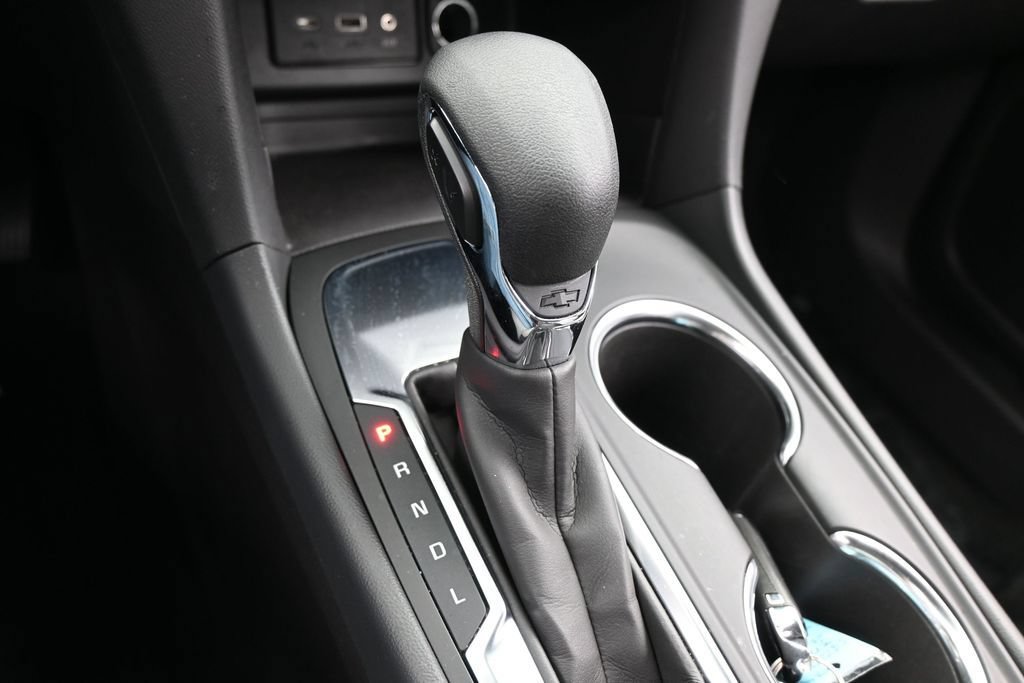 Used 2024 Chevrolet Equinox LS w/ Driver Confidence II Package FWD image 20